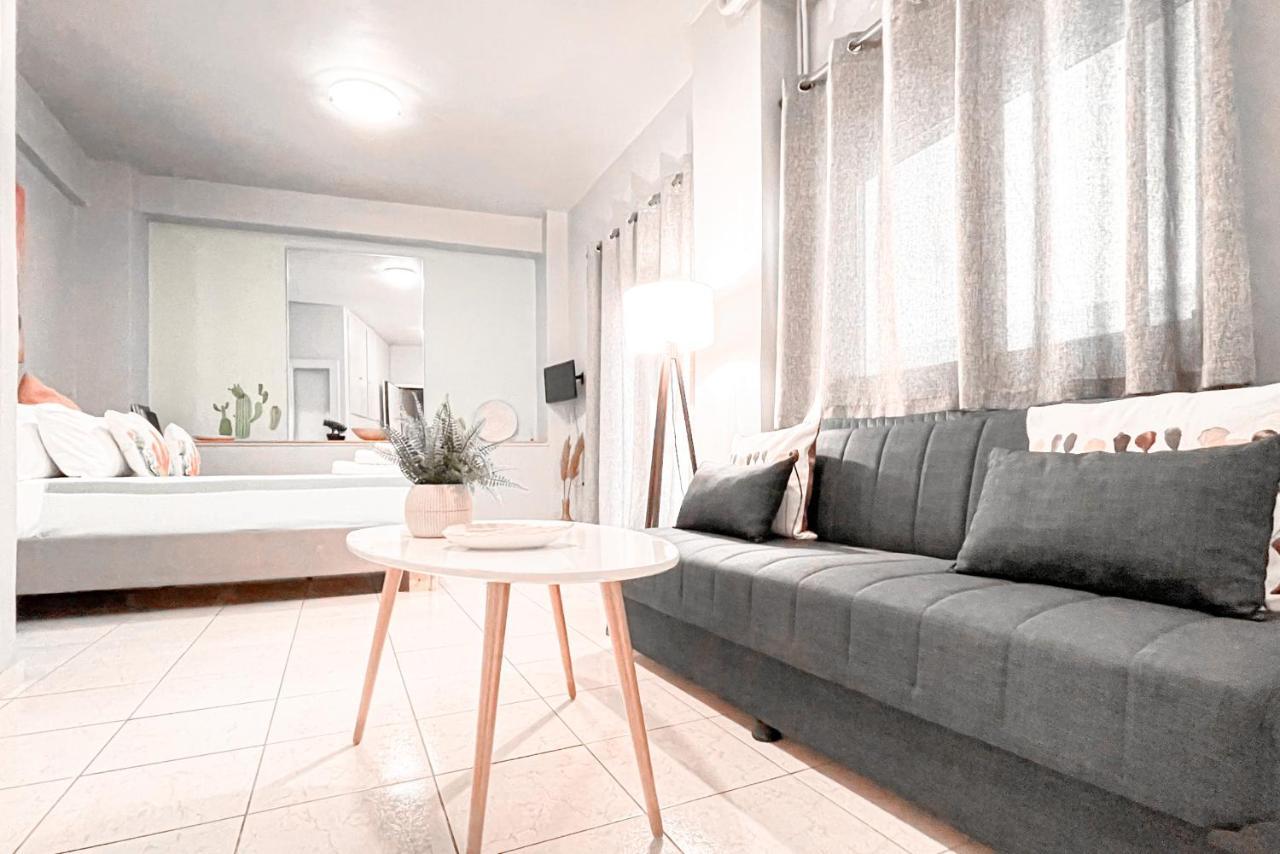 Cute 1Br Apt With Balcony In The Heart Of The City Ateny Zewnętrze zdjęcie