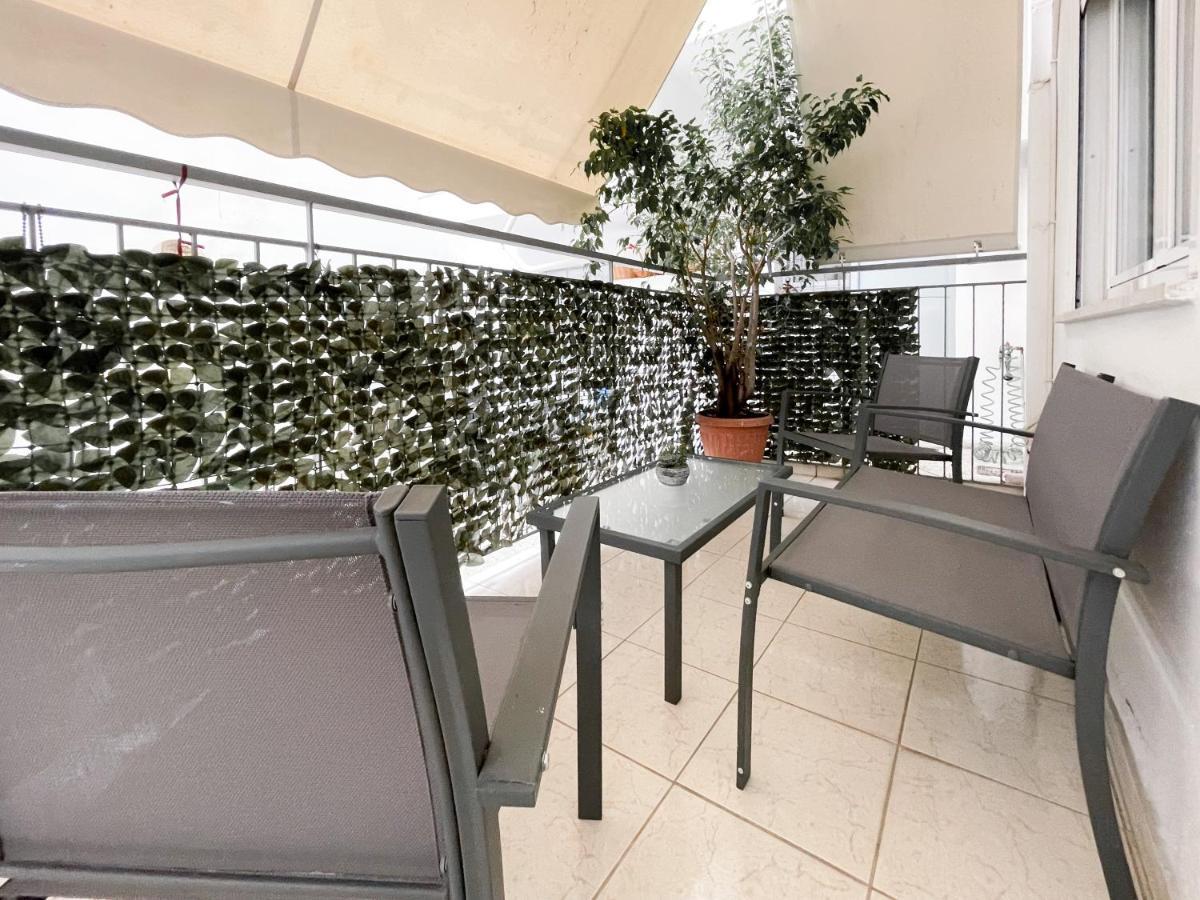 Cute 1Br Apt With Balcony In The Heart Of The City Ateny Zewnętrze zdjęcie