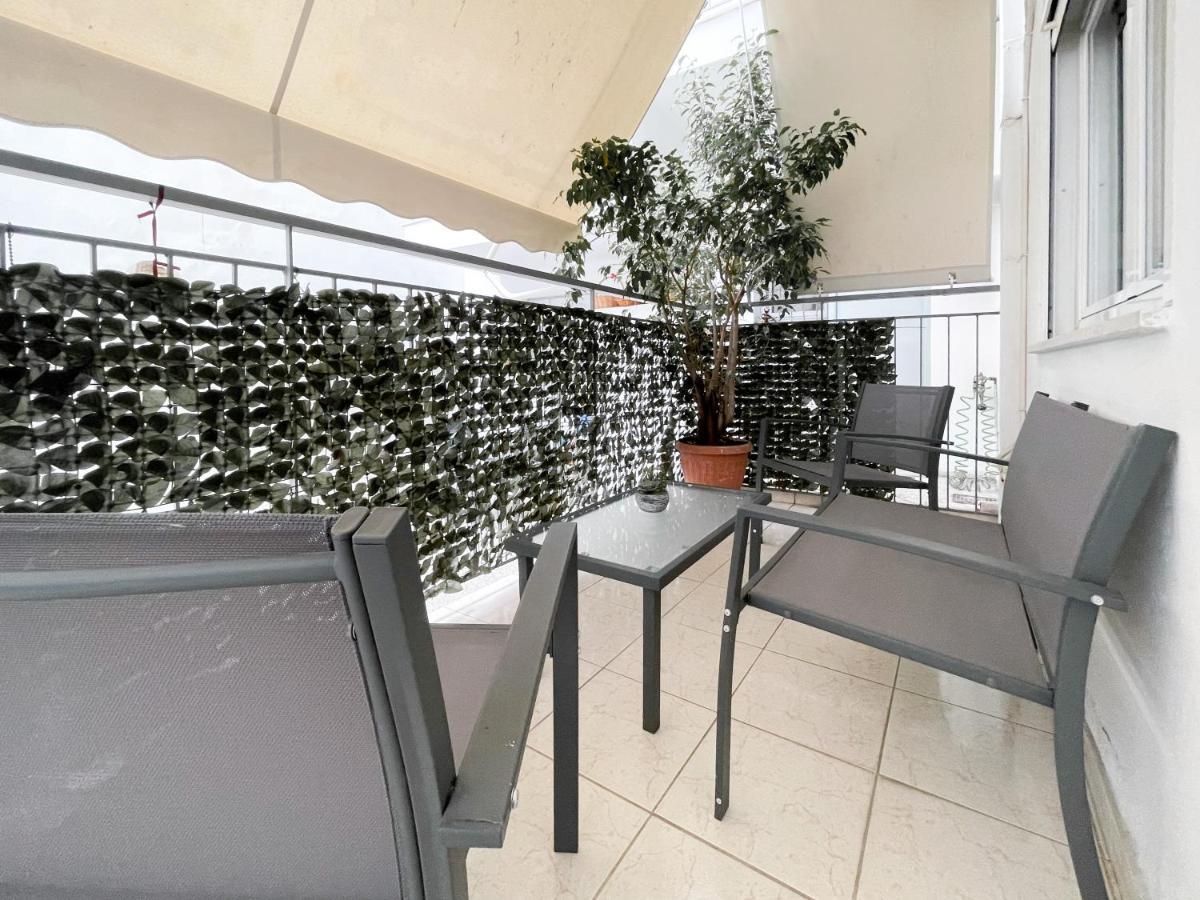 Cute 1Br Apt With Balcony In The Heart Of The City Ateny Zewnętrze zdjęcie